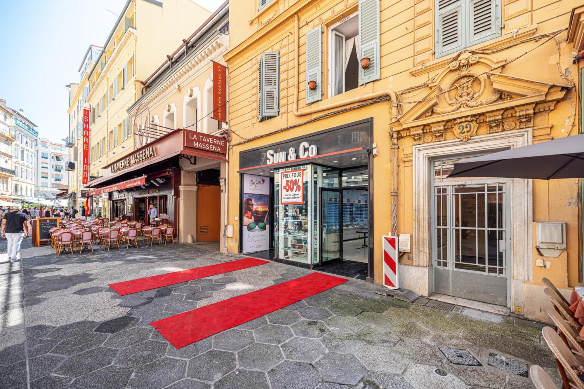 Massena Street - 1 Bdr Duplex With Ac & Parking Apartment Ница Екстериор снимка